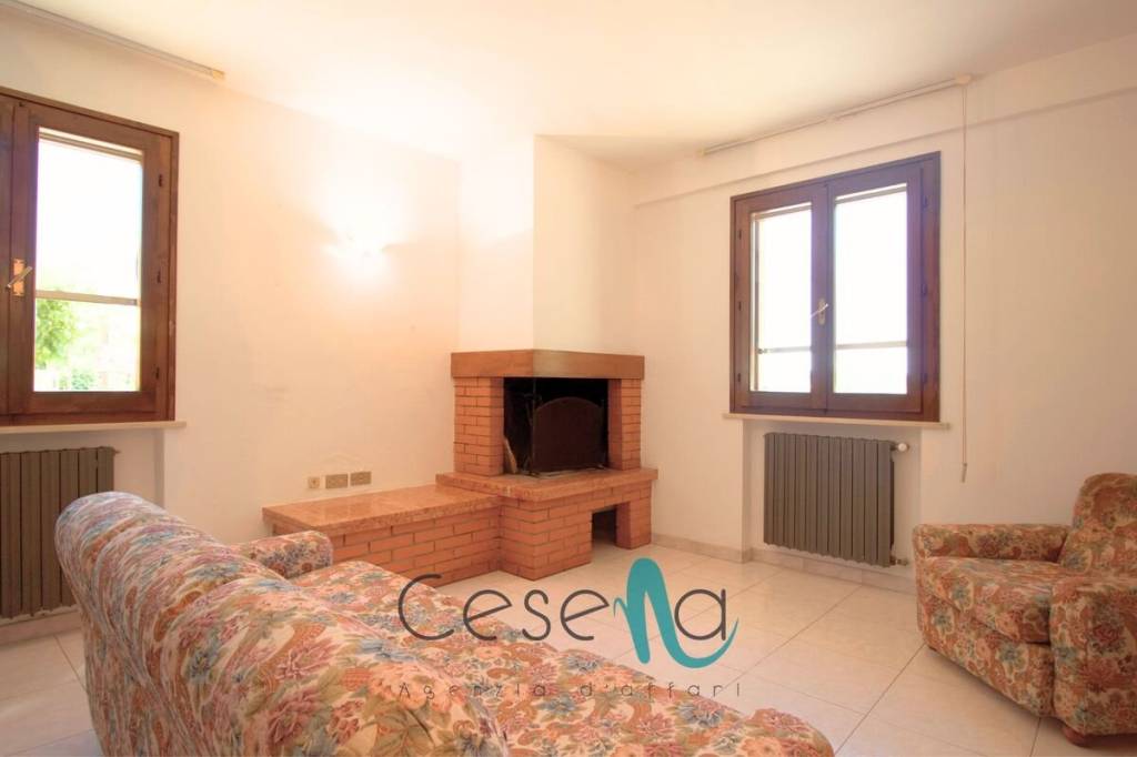 casa indipendente in vendita a Cesena in zona San Tomaso