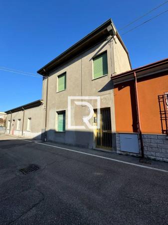 casa indipendente in vendita a Cesena in zona Macerone