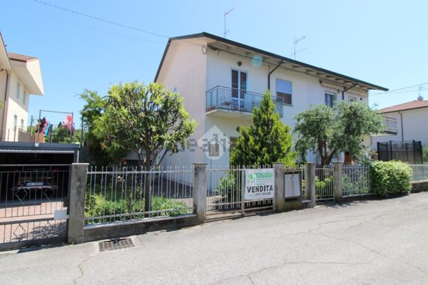 casa semindipendente in vendita a Cesena