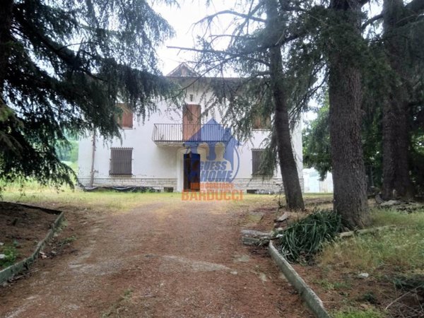 casa indipendente in vendita a Cesena in zona San Carlo