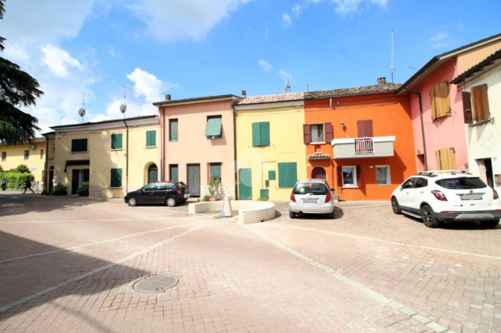 appartamento in vendita a Cesena in zona Cesuola
