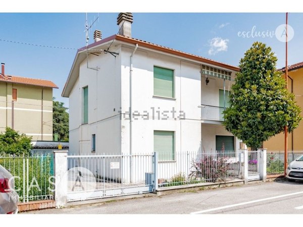 casa indipendente in vendita a Cesena