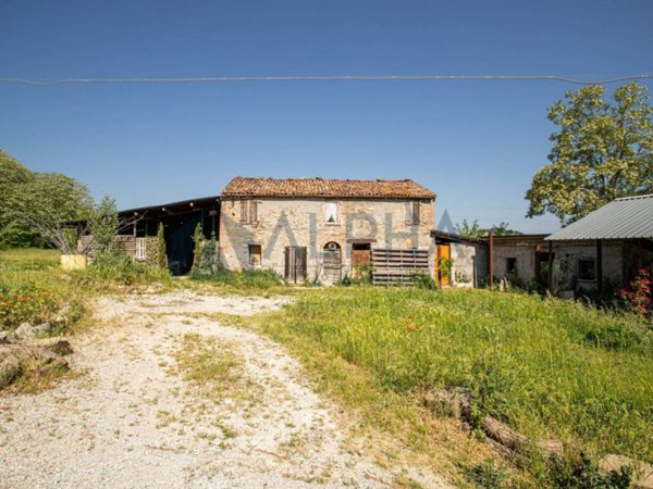 casa indipendente in vendita a Cesena in zona Formignano