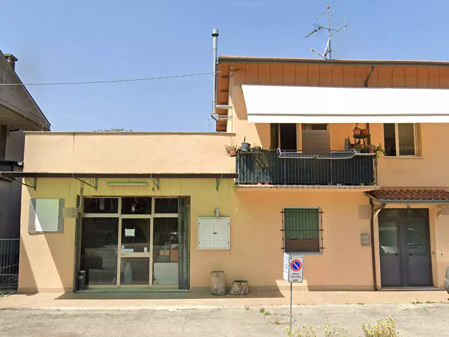 negozio in vendita a Cesena in zona San Giorgio