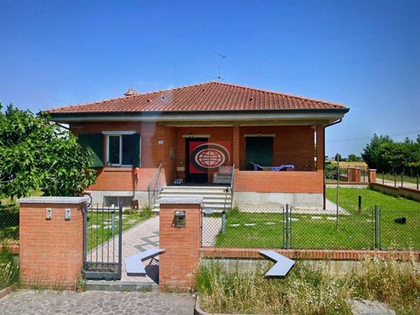 casa indipendente in vendita a Cesena in zona San Giorgio