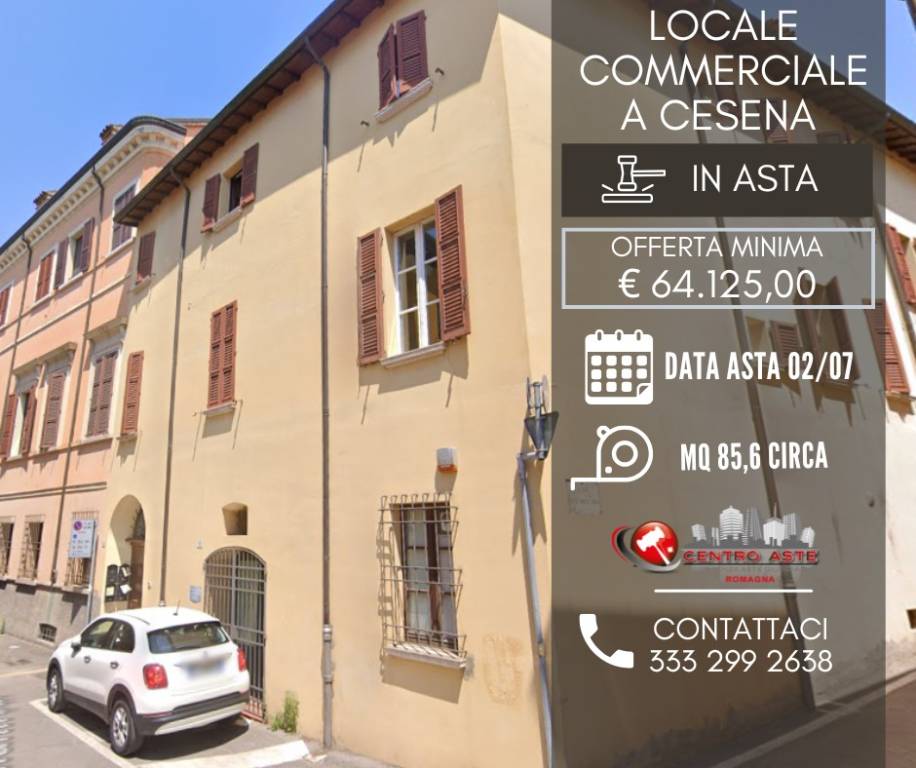 negozio in vendita a Cesena in zona Centro Storico
