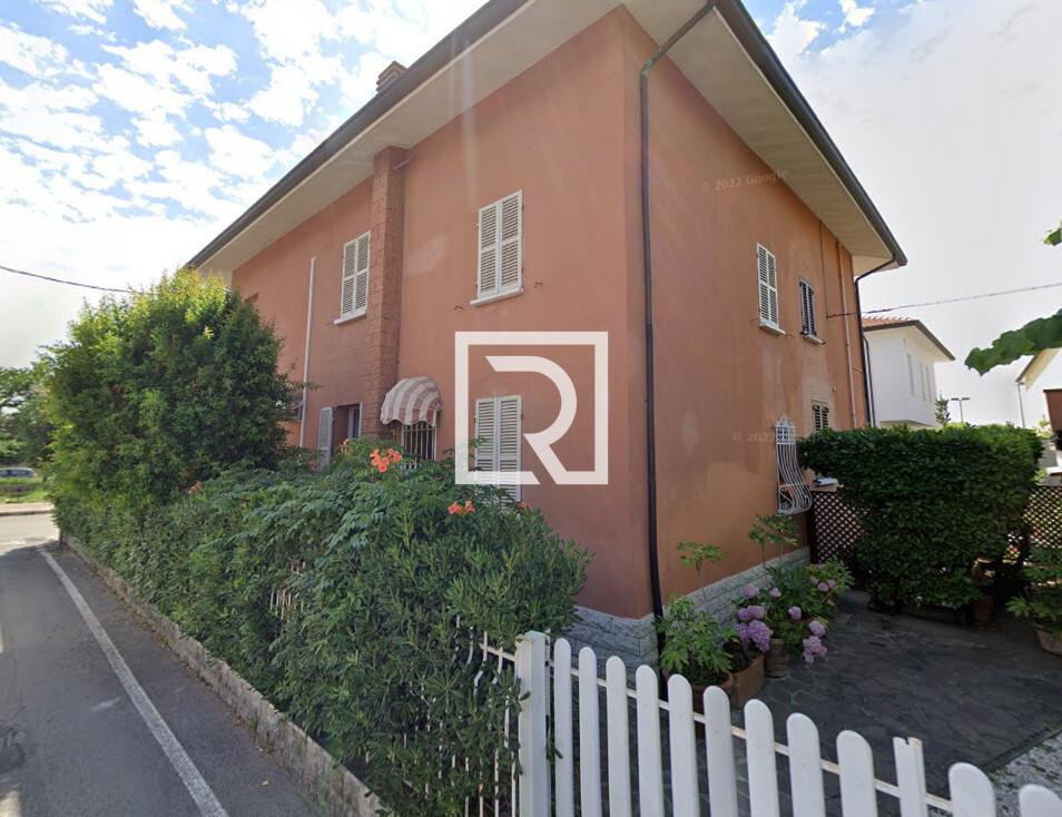 casa indipendente in vendita a Cesena in zona Vigne
