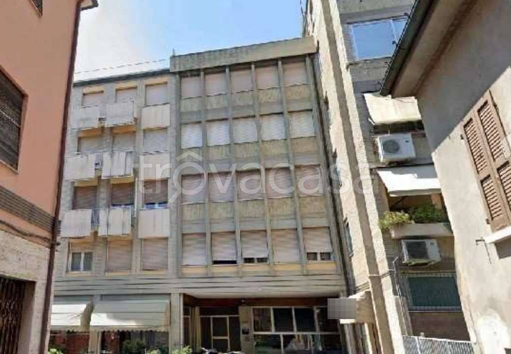 ufficio in vendita a Cesena