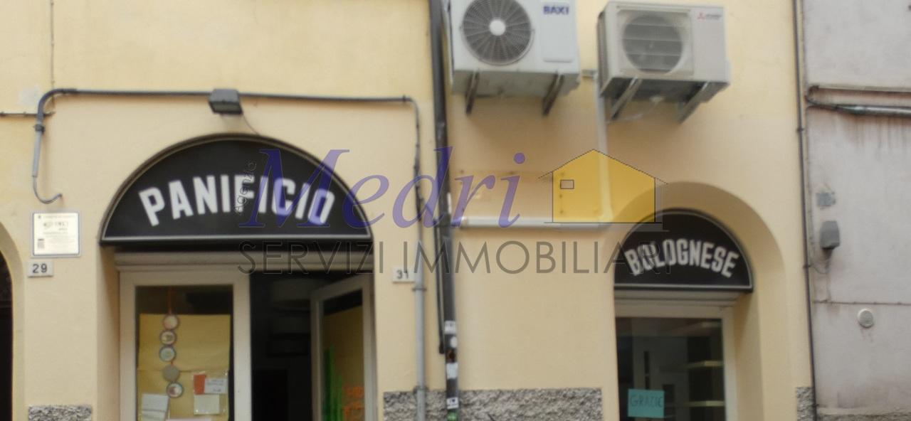 locale commerciale in vendita a Cesena in zona Centro Storico