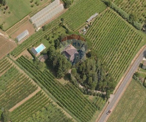 casa indipendente in vendita a Cesena in zona Settecrociari