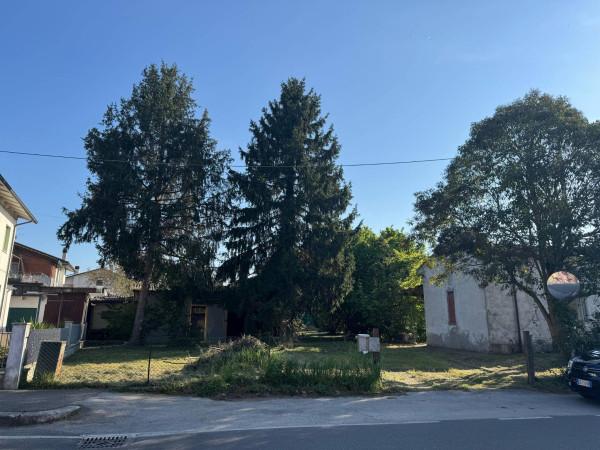 terreno edificabile in vendita a Cesena in zona Ruffio