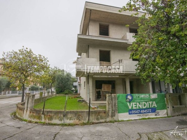 appartamento in vendita a Cesena in zona Tipano