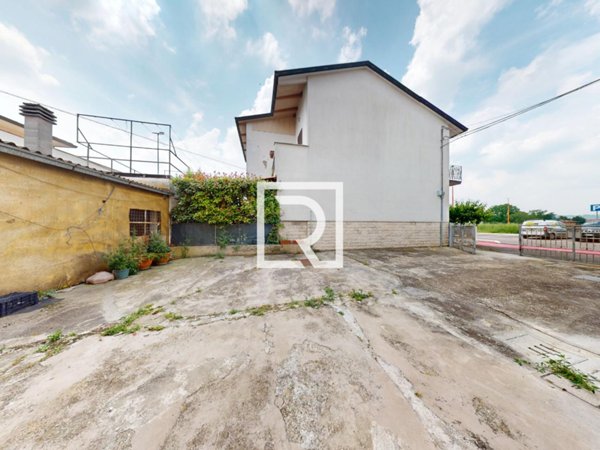 casa indipendente in vendita a Cesena