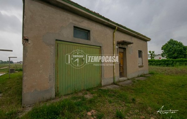 casa indipendente in vendita a Cesena