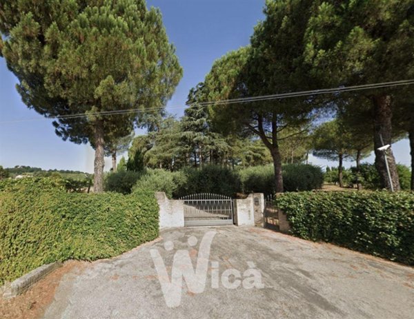 casa indipendente in vendita a Cesena in zona Rio Eremo