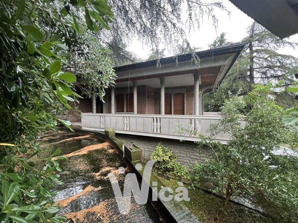 casa indipendente in vendita a Cesena