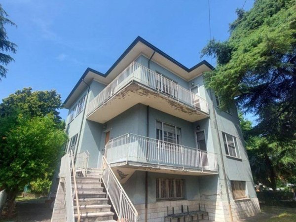 casa indipendente in vendita a Cesena in zona San Rocco