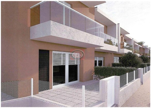 casa indipendente in vendita a Cesena in zona Centro Storico