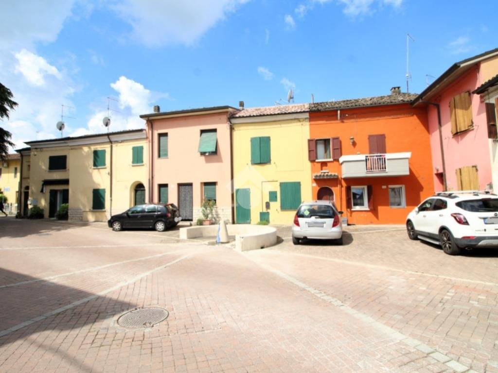 appartamento in vendita a Cesena in zona Cesuola