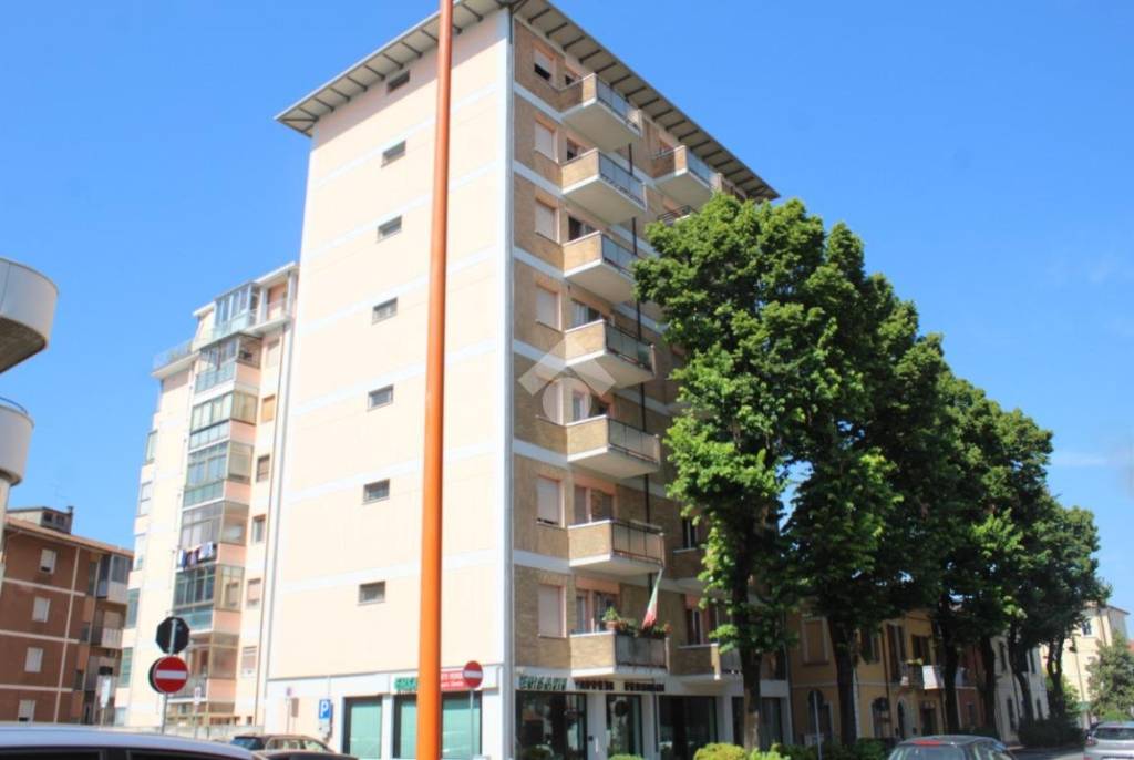 appartamento in vendita a Cesena in zona Centro Storico