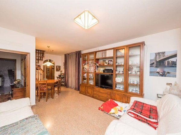 casa indipendente in vendita a Cesena in zona Calabrina
