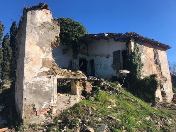 casa indipendente in vendita a Cesena