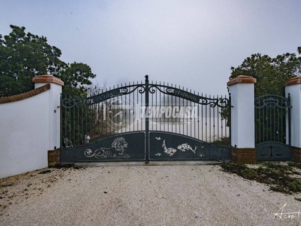 casa indipendente in vendita a Cesena