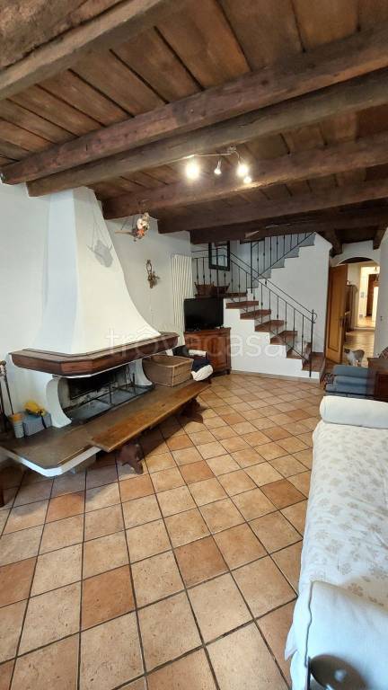 casa indipendente in vendita a Cesena in zona Centro Storico
