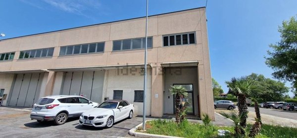 ufficio in vendita a Cesena