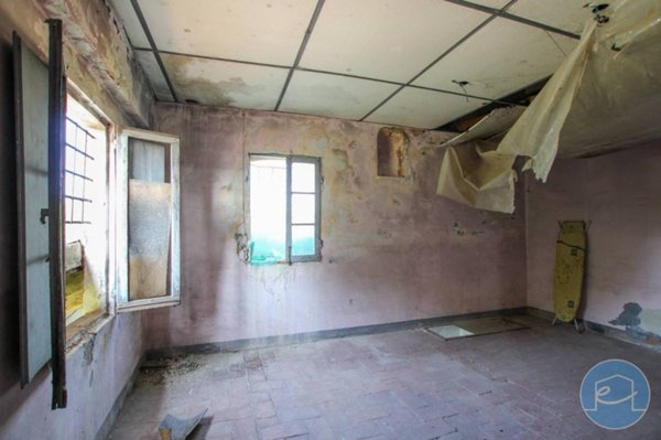 casa indipendente in vendita a Cesena in zona Calisese