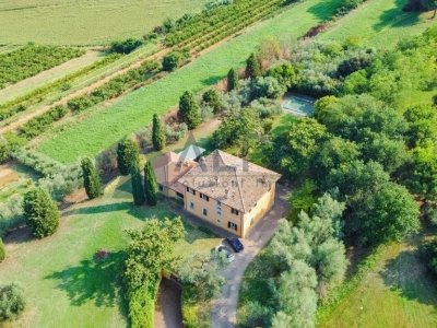 casa indipendente in vendita a Cesena in zona Calisese