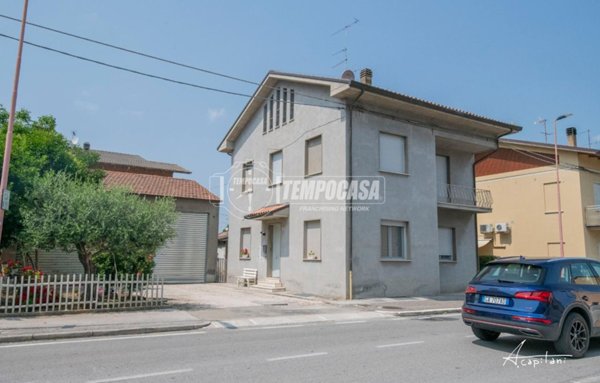 casa indipendente in vendita a Cesena in zona San Vittore