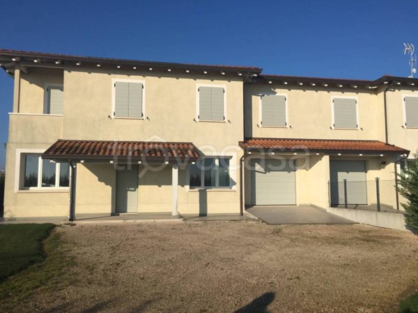 casa indipendente in vendita a Cesena in zona Macerone