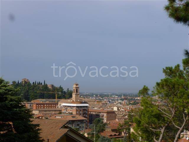 casa indipendente in vendita a Cesena in zona Cesuola