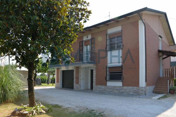 casa indipendente in vendita a Cesena in zona Pievesestina