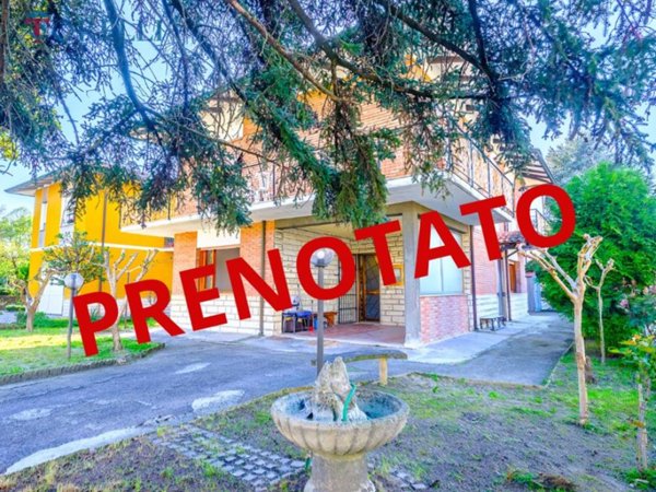 appartamento in vendita a Cesena in zona Settecrociari