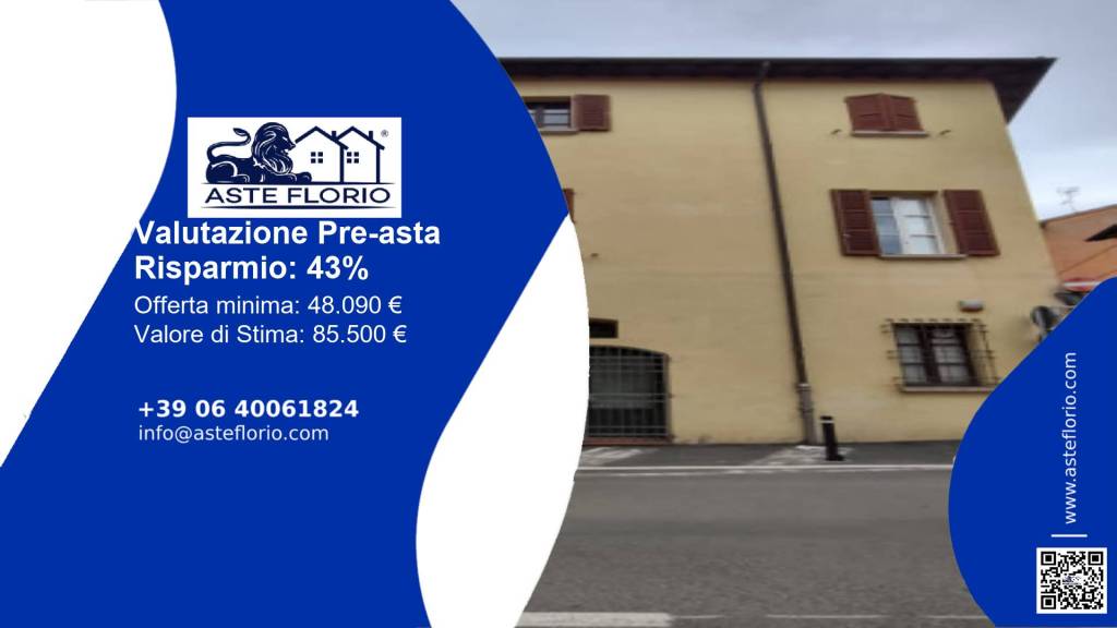 negozio in vendita a Cesena in zona Centro Storico