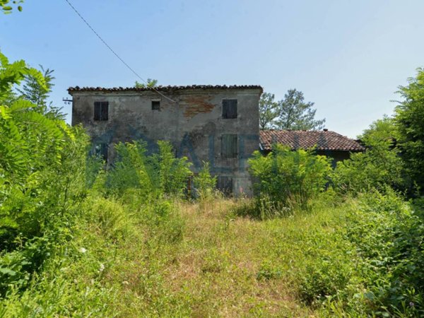 casa indipendente in vendita a Cesena in zona Oltresavio