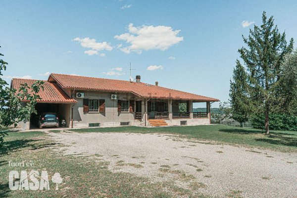 casa indipendente in vendita a Cesena in zona San Vittore