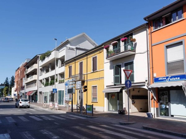 appartamento in vendita a Cesena in zona Centro Storico
