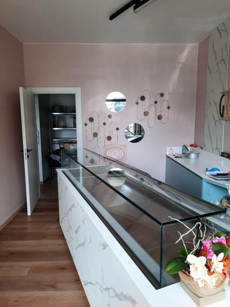 ufficio in vendita a Cesena