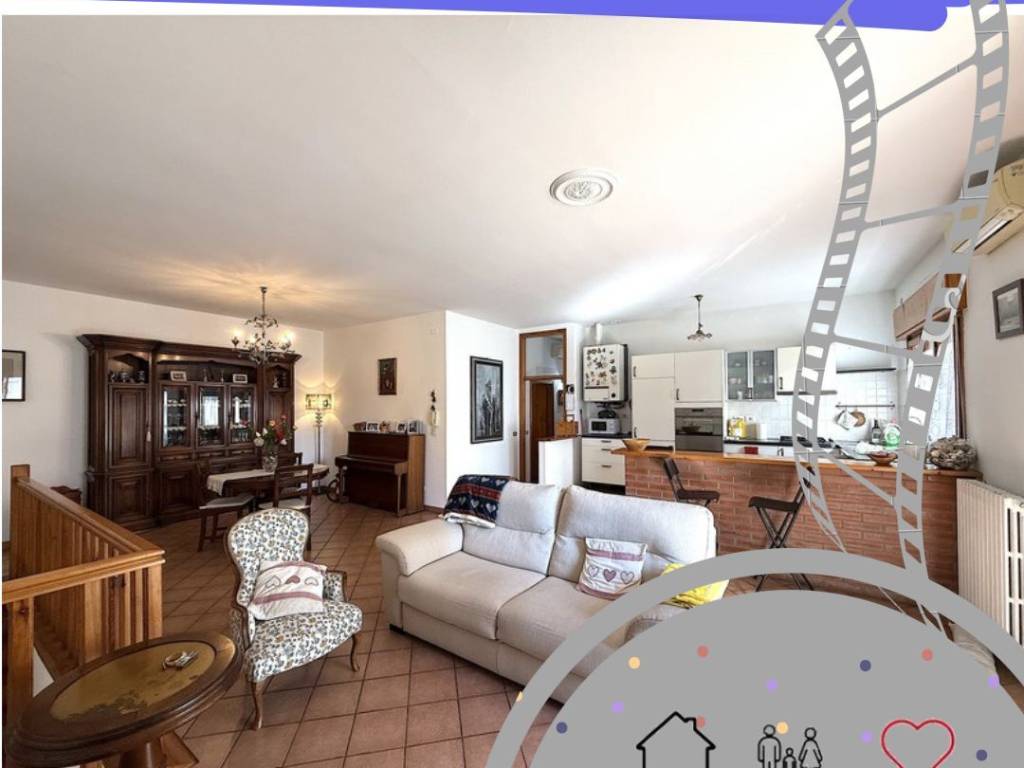 casa indipendente in vendita a Cesena