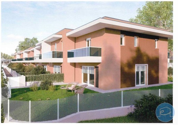 casa indipendente in vendita a Cesena in zona Centro Storico