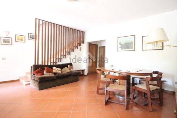 casa indipendente in vendita a Cesena in zona Fiorenzuola