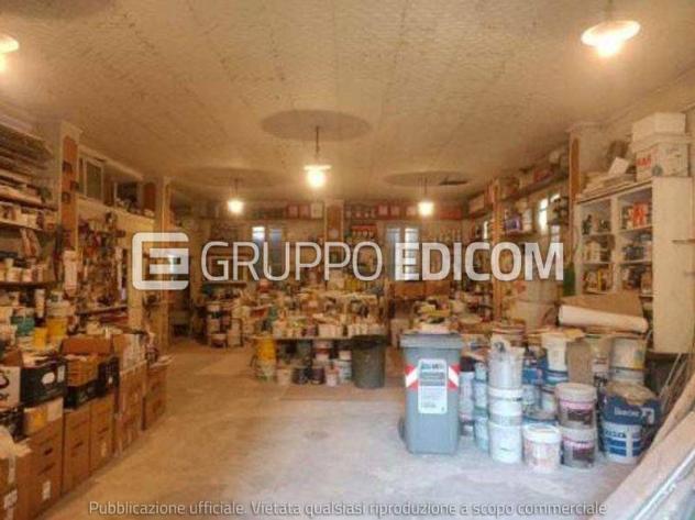negozio in vendita a Cesena in zona Macerone