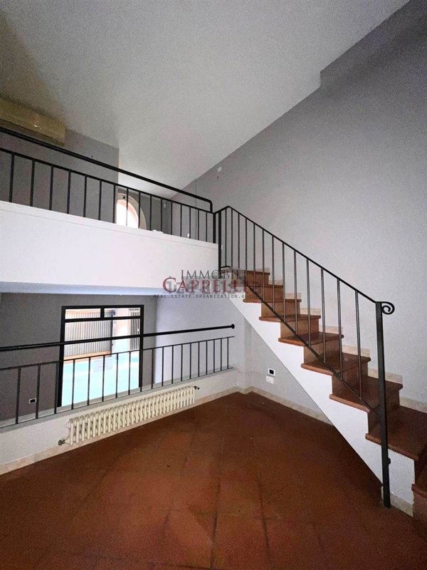 negozio in vendita a Cesena in zona Barriera