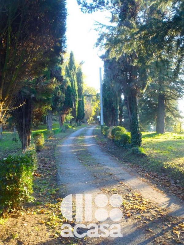 casa indipendente in vendita a Cesena