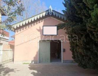 negozio in vendita a Cesena in zona Macerone
