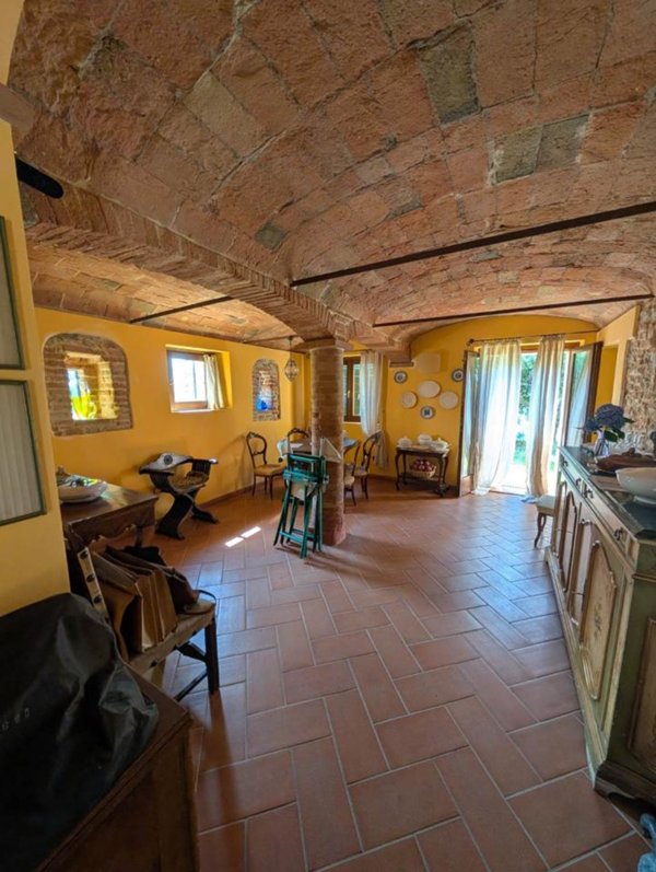 casa indipendente in vendita a Cesena