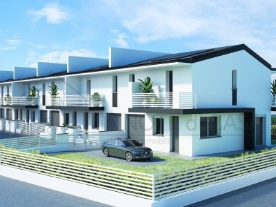 casa indipendente in vendita a Cesena in zona Marcorano